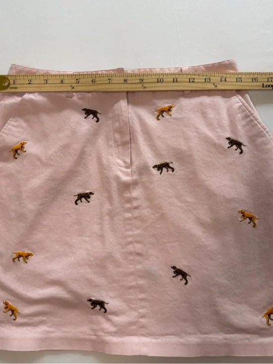 Larry Levine Pale Pink Mini Skirt with Embroidered Retrievers - Picture 10 of 11